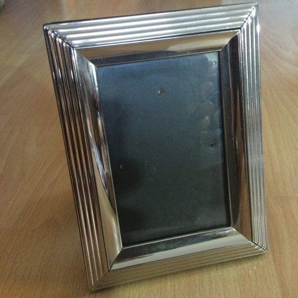 Art Deco Style Picture Frame Glass Silver Tone Heavy Duty Hang or Mantel Display - Picture 2 of 9